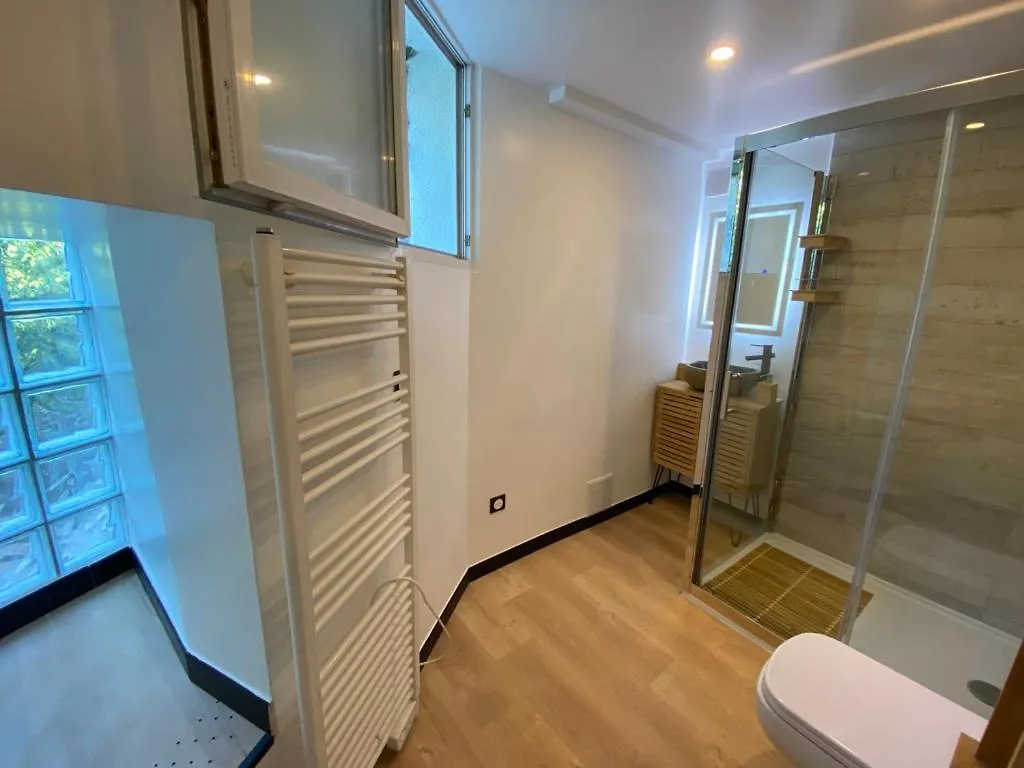 Breathe Guest-House Apartment Nice 0*,